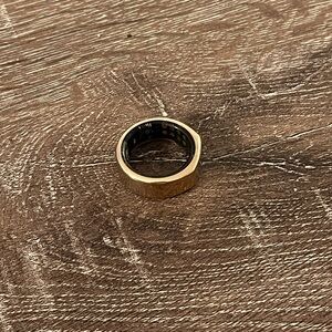 Gold heritage oura ring